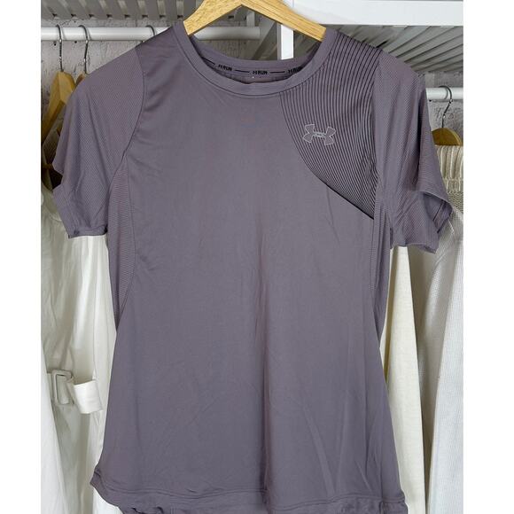 Under Armor Women's Size M Set of 3 Athletic Activewear Tops #0520 - Picture 8 of 16